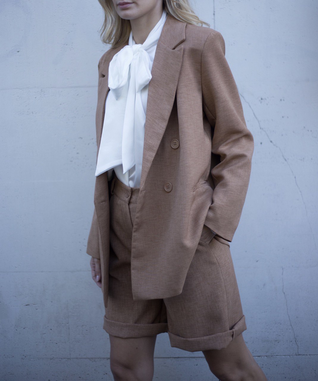 Completo beige bermuda